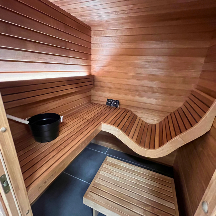 Auroom Baia 2-Person Traditional Indoor Sauna