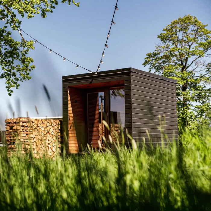 Auroom Arti 5-Person Outdoor Traditional Sauna