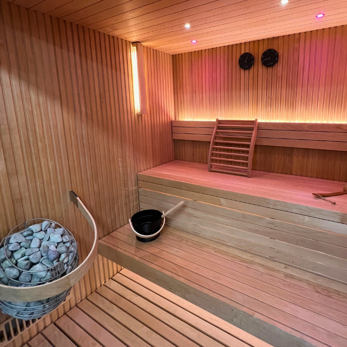 Auroom Libera Glass 2-Person Indoor Traditional Sauna